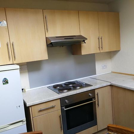 A Double Bedroom Near Glasgow City Centre Not In Great Condition Suitable For Short Stay Exteriör bild